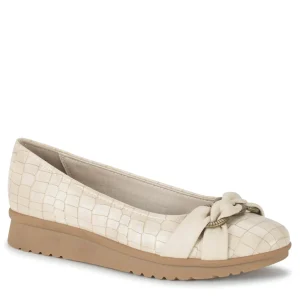 Baretraps Flats & Loafers^Aurora Flat Milkyway